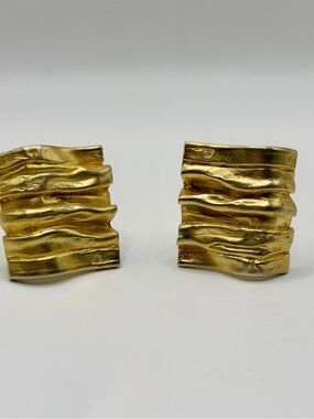 Vintage Courreges Paris Heavy Gold Tone Wavy Statement Clip On Earrings⁠